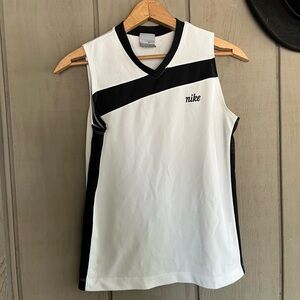 Nike tank